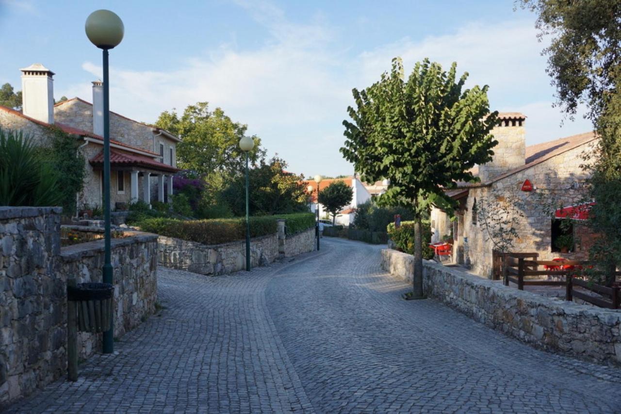 Quartos Confortaveis Em Casa Proximo Ao Mosteiro Batalha Exteriör bild